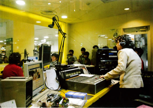 しゅうなんFM　スタジオ